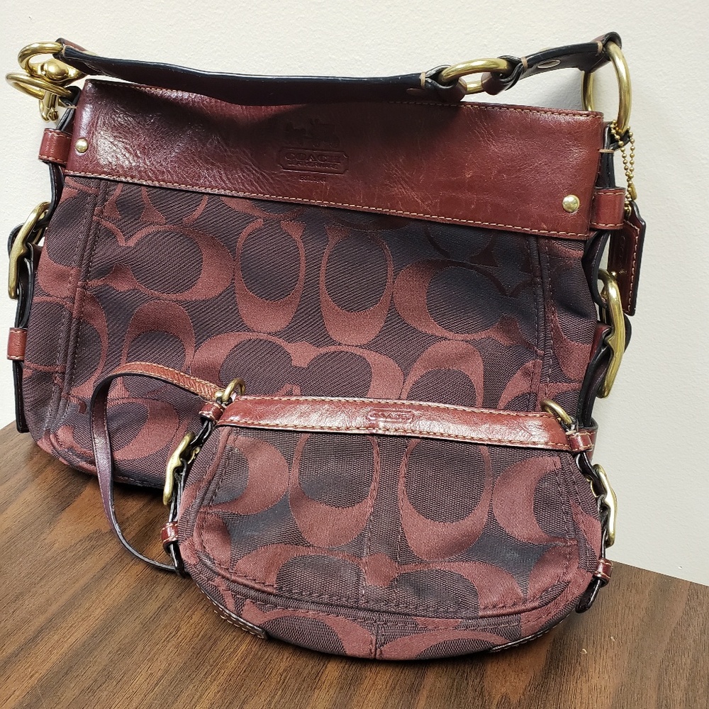 Authentic Coach Zoe Purse and Wristlet